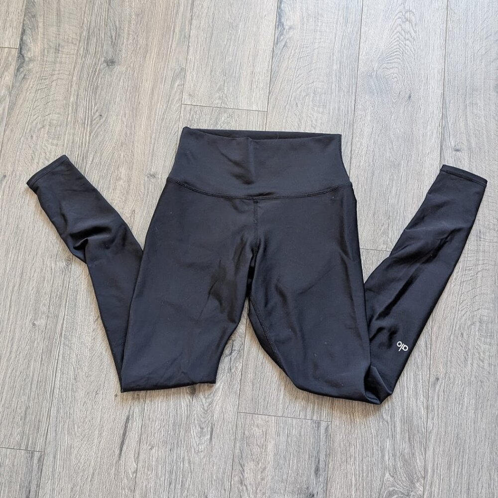 61. 🖤 ALO Yoga Black Leggings — Size Small 🖤